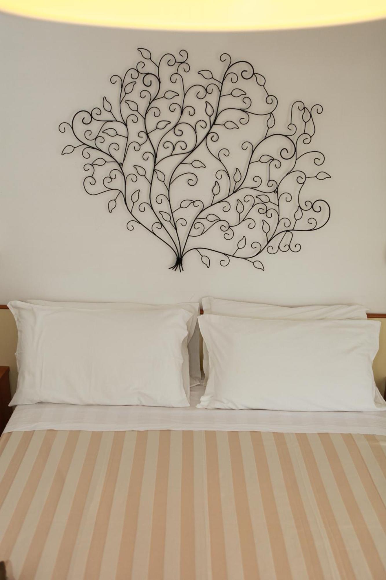 Hotel Solitude Riccione Buitenkant foto